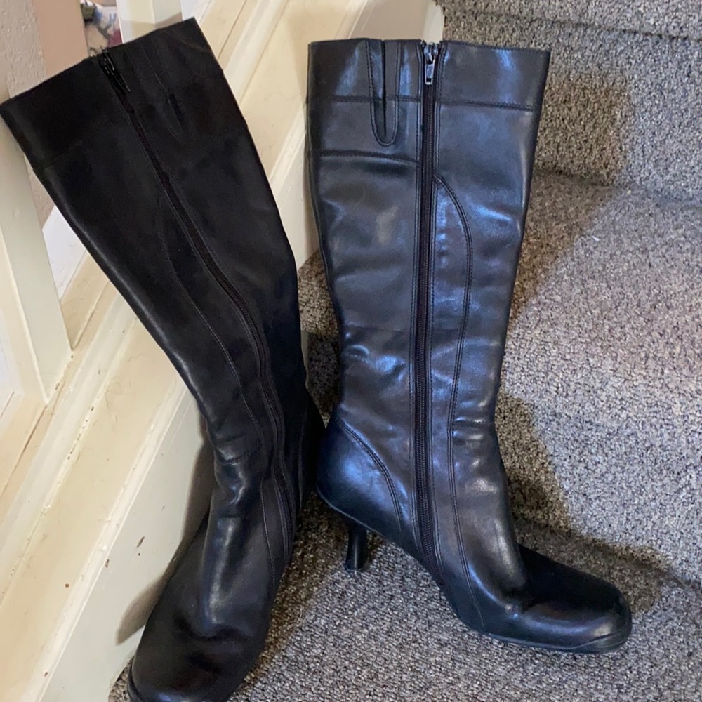 Black Boots